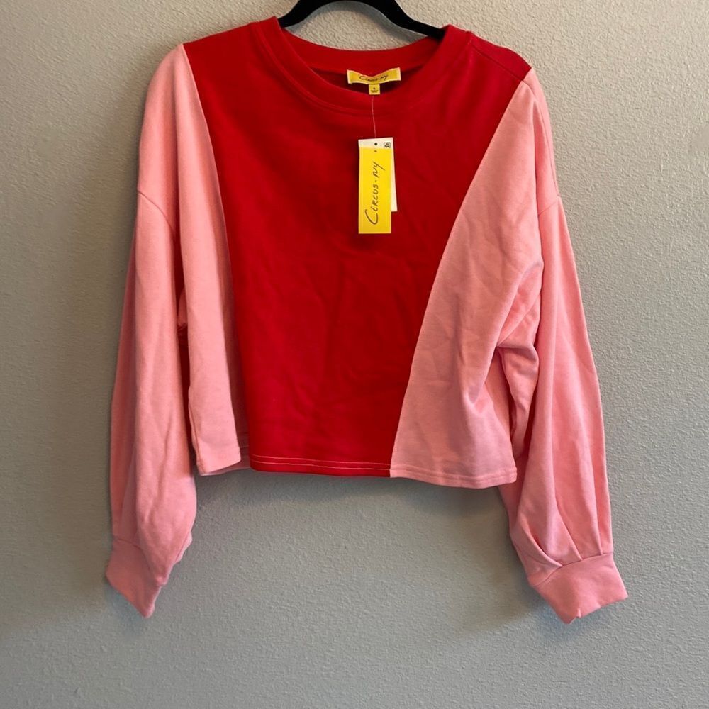 NWT-Circus NY- Cropped color blocked oversized top- Size small